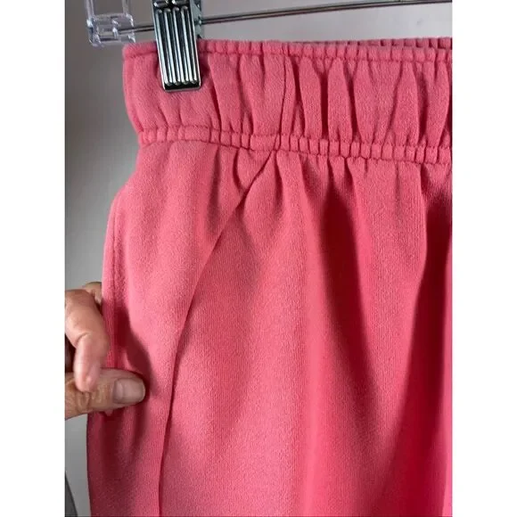 Lululemon Scuba MR Oversized Fit Jogger in Sakura Pink Size XXS - Picture 2 of 7